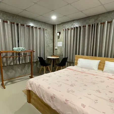 เฮือนฮอมคำโฮมสเตย์ Chiang Mai Exterior photo